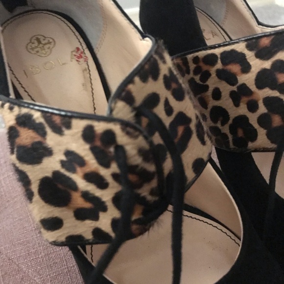 Oxford style lace up pumps by Isolde - Picture 5 of 8